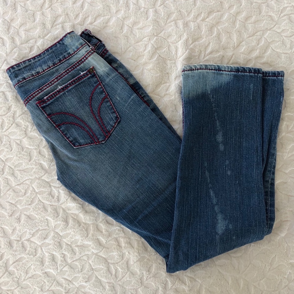 Serfontaine Distressed Jeans